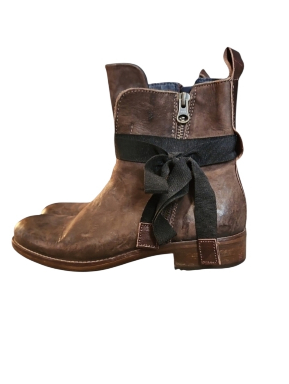 Sundance Distressed Rustic Brown Leather Tie Ankle Boots